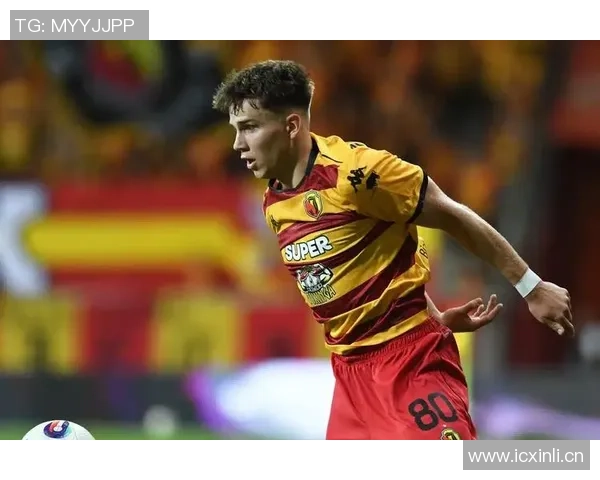 波兰媒体报道拜仁关注17岁边锋皮图谢夫斯基身价达1200万欧元