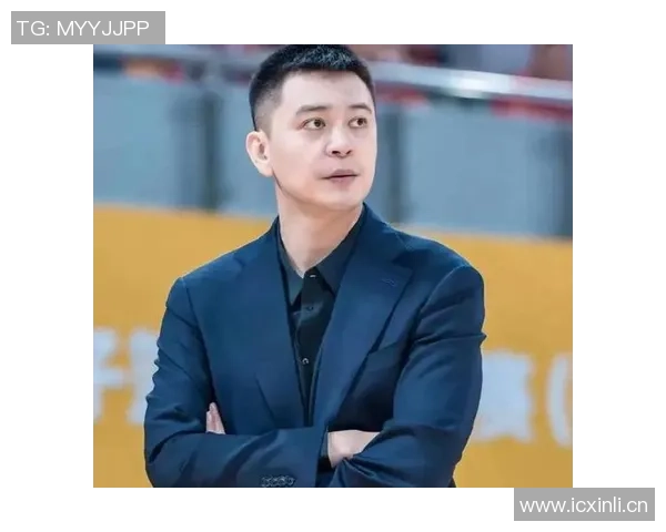 杨鸣被驱逐引发媒体热议其高昂斗志与潜在惩罚成焦点 杨鸣被驱逐引发媒体热议其高昂斗志与潜在惩罚成焦点